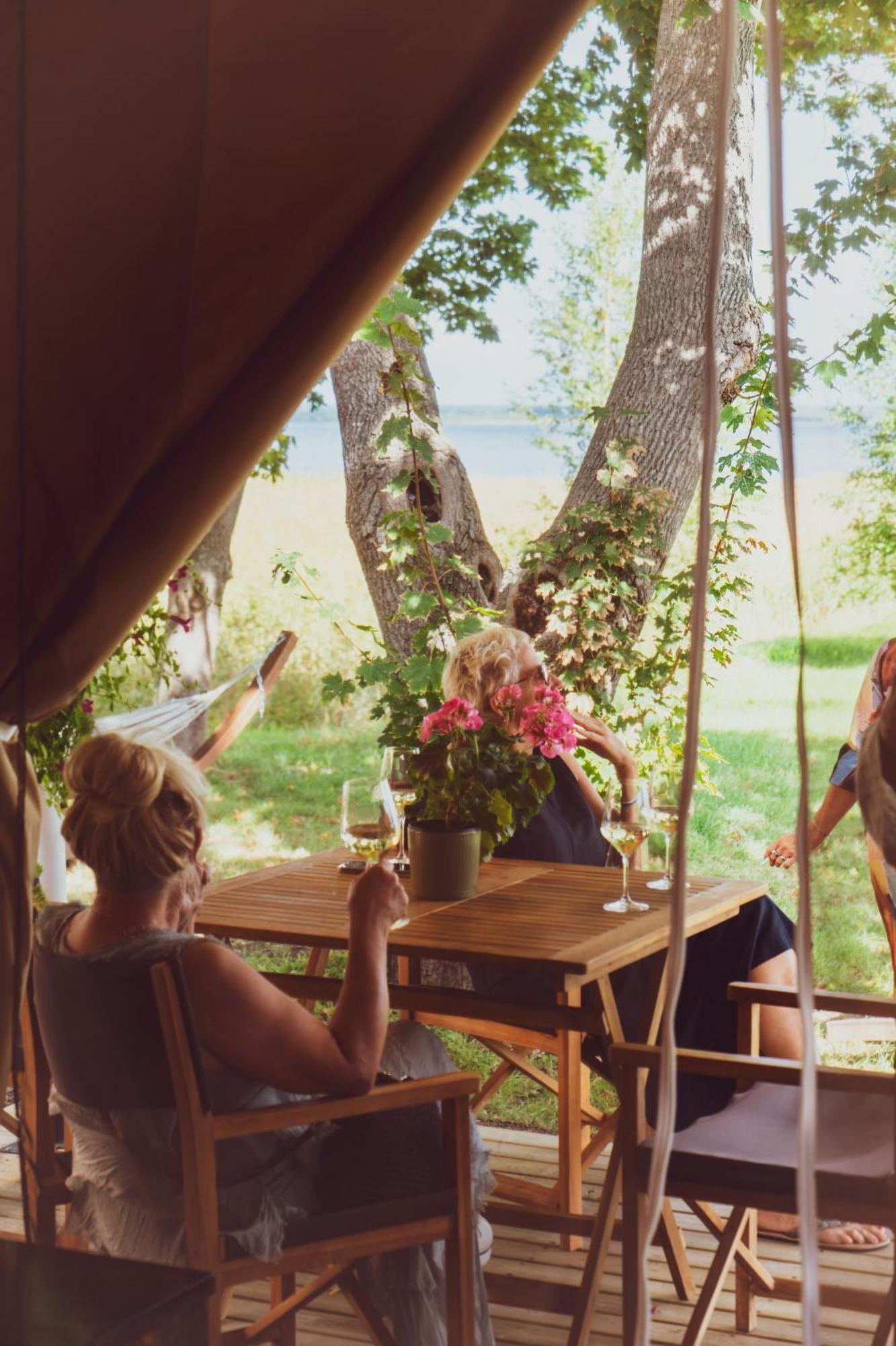 מלון Orissaare Mia Glamping מראה חיצוני תמונה